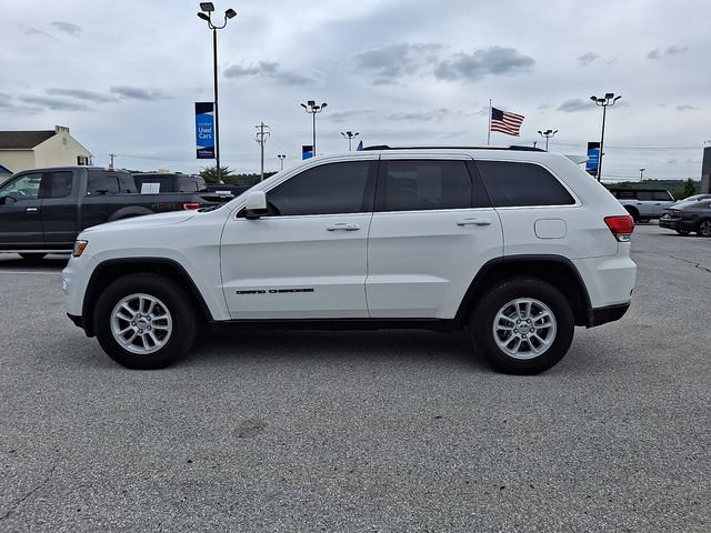 Used 2019 Jeep Grand Cherokee Laredo AWD/4WD image 7