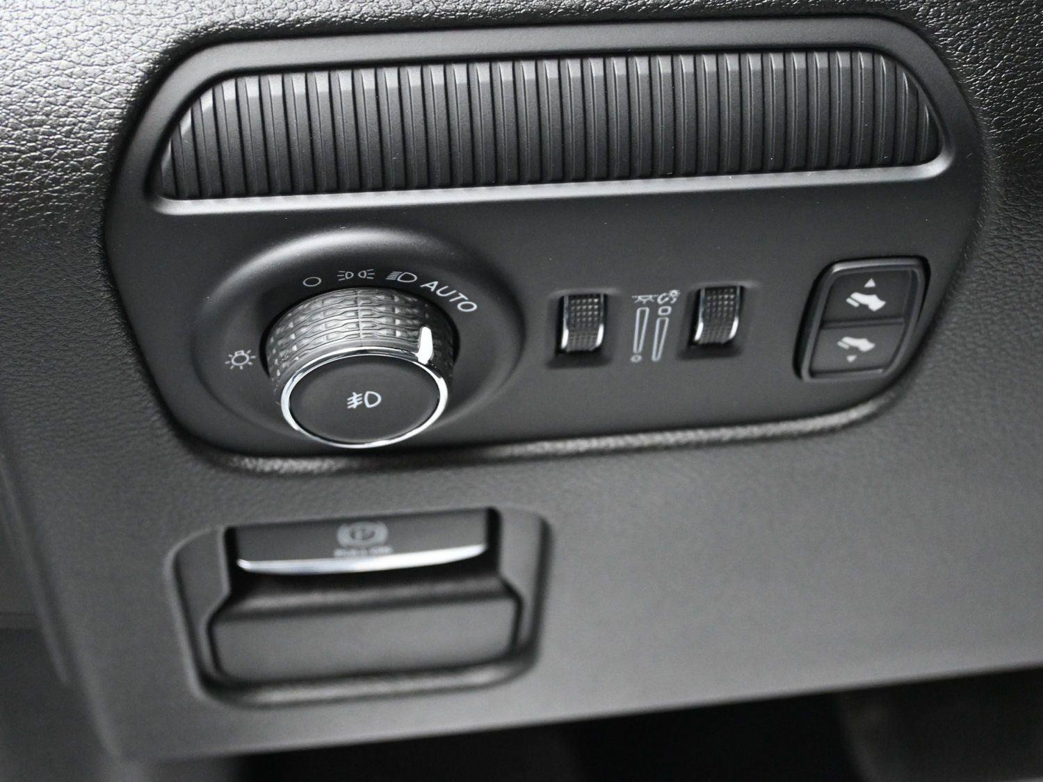 Used 2024 Jeep Wagoneer Series II image 23