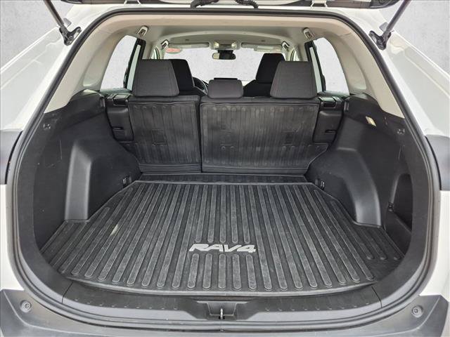 Used 2025 Toyota RAV4 LE AWD/4WD image 6
