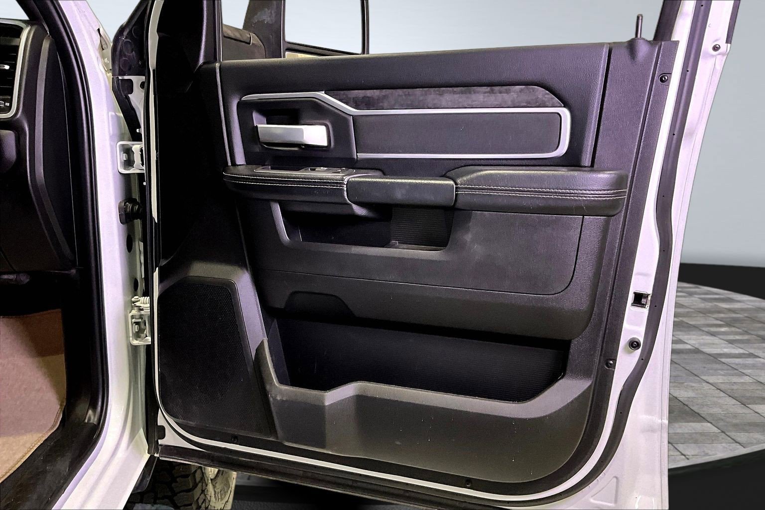 Used 2024 RAM 2500 Big Horn w/ Off Road Package image 28
