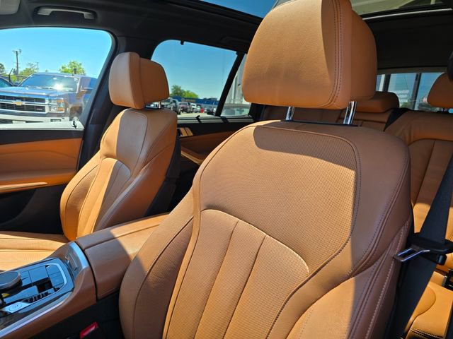 Used 2019 BMW X5 xDrive40i w/ Executive Package AWD/4WD image 6
