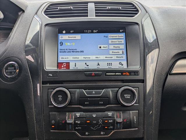 Used 2018 Ford Explorer XLT w/ Equipment Group 202A FWD image 12