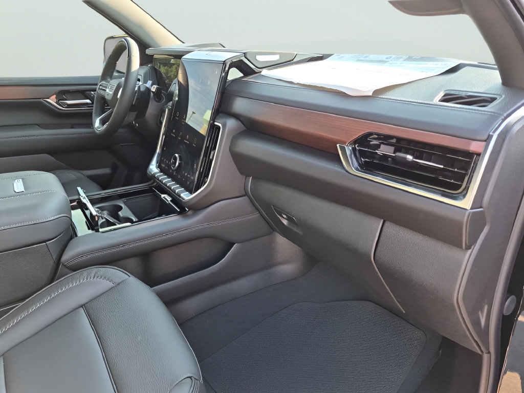 New 2026 GMC Yukon Denali w/ Denali Reserve Package AWD/4WD image 38