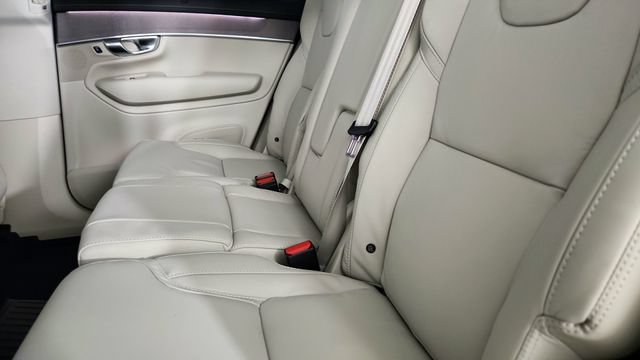 New 2026 Volvo XC90 T8 Ultra w/ Protection Package Premier AWD/4WD image 30