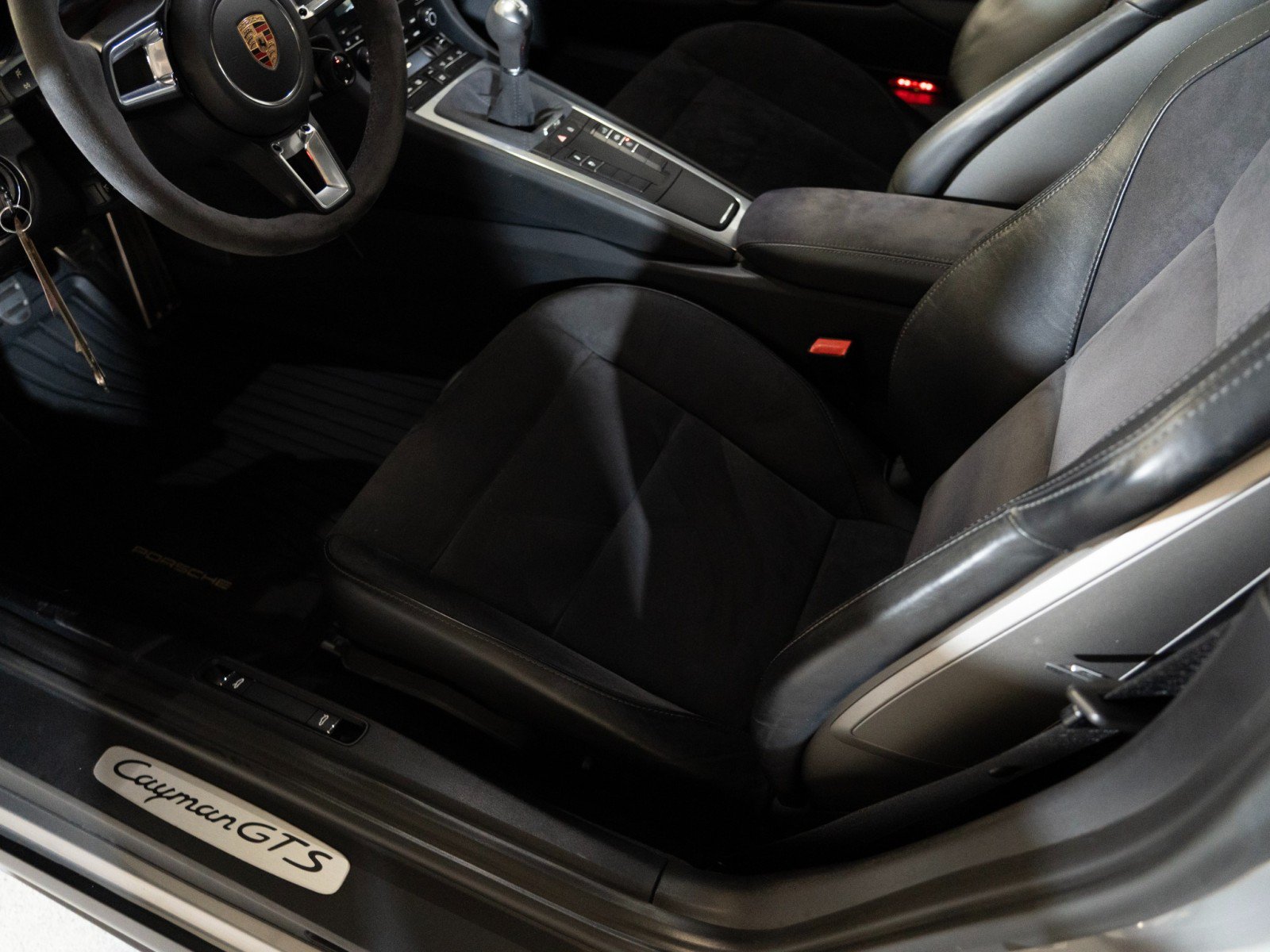 Certified 2019 Porsche 718 Cayman GTS RWD image 15