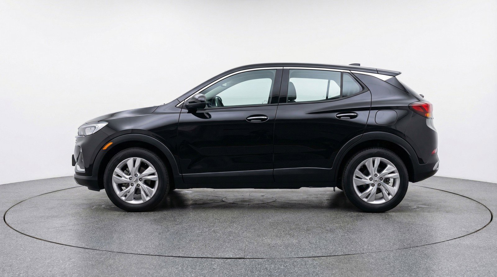 Used 2025 Buick Encore GX Preferred AWD/4WD image 5
