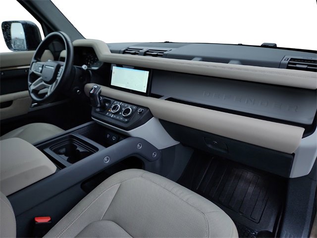 Used 2020 Land Rover Defender 110 SE image 29