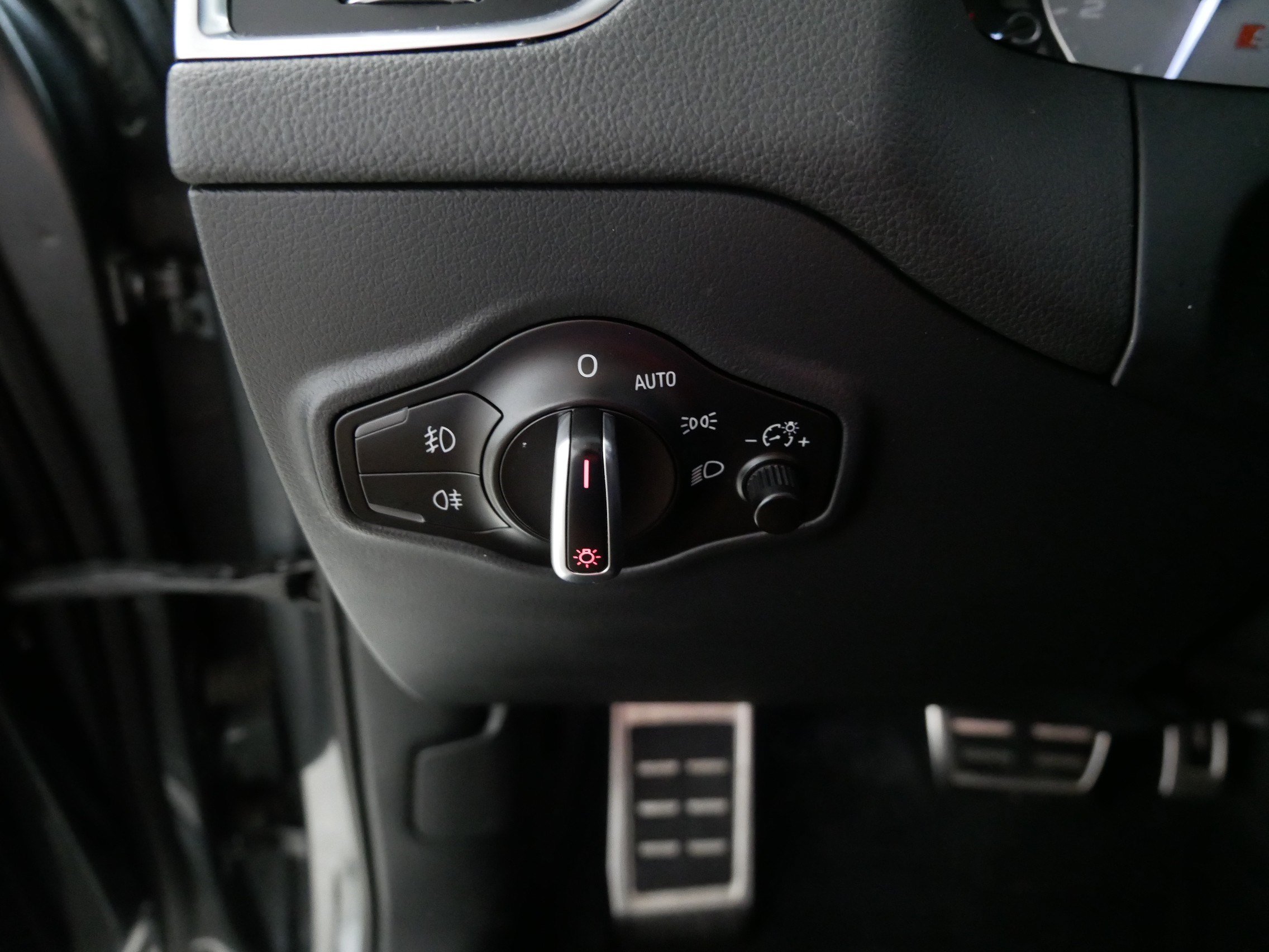Used 2015 Audi SQ5 Premium Plus AWD/4WD image 26