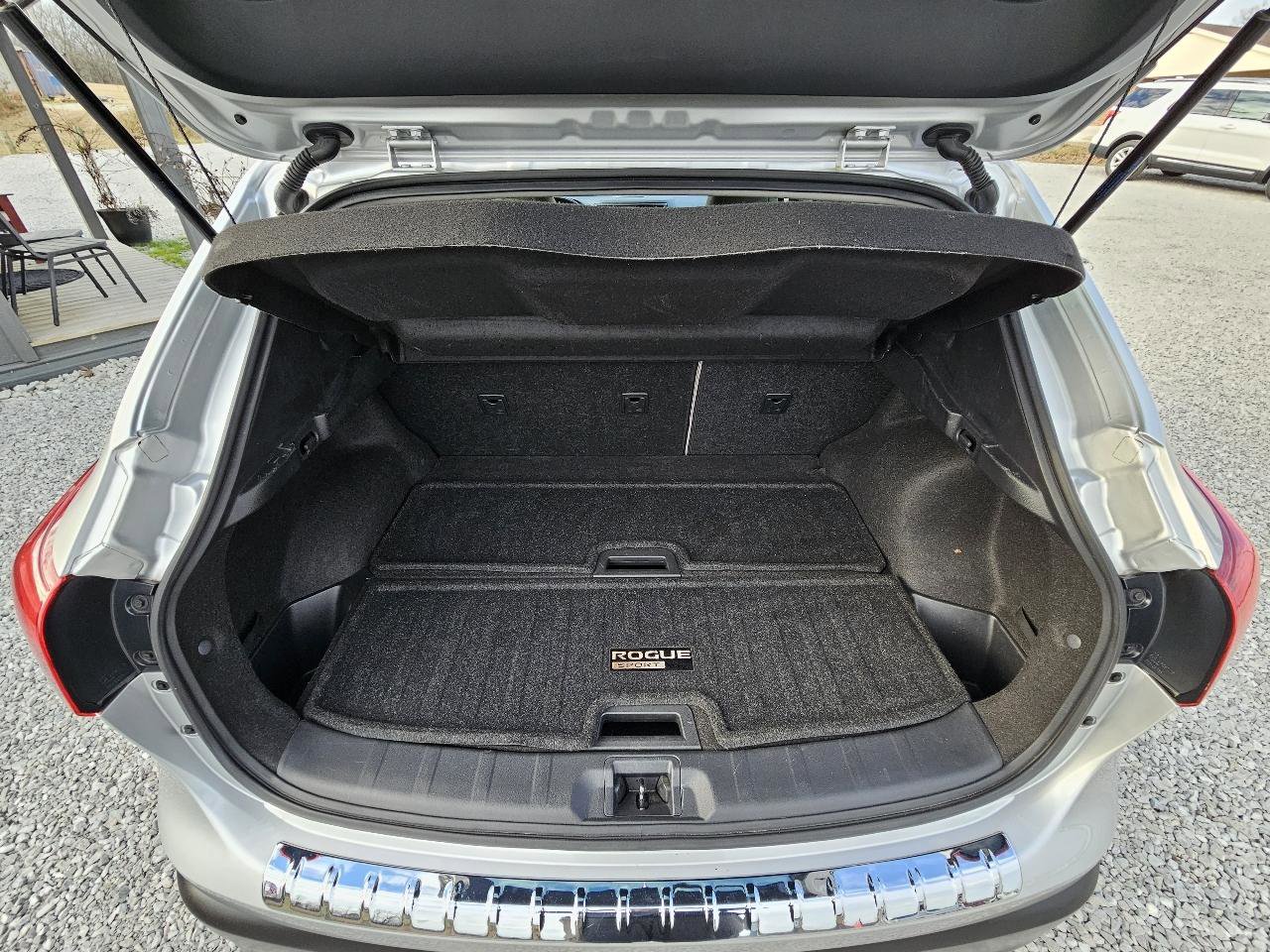 Used 2019 Nissan Rogue Sport SL w/ Premium Package image 23