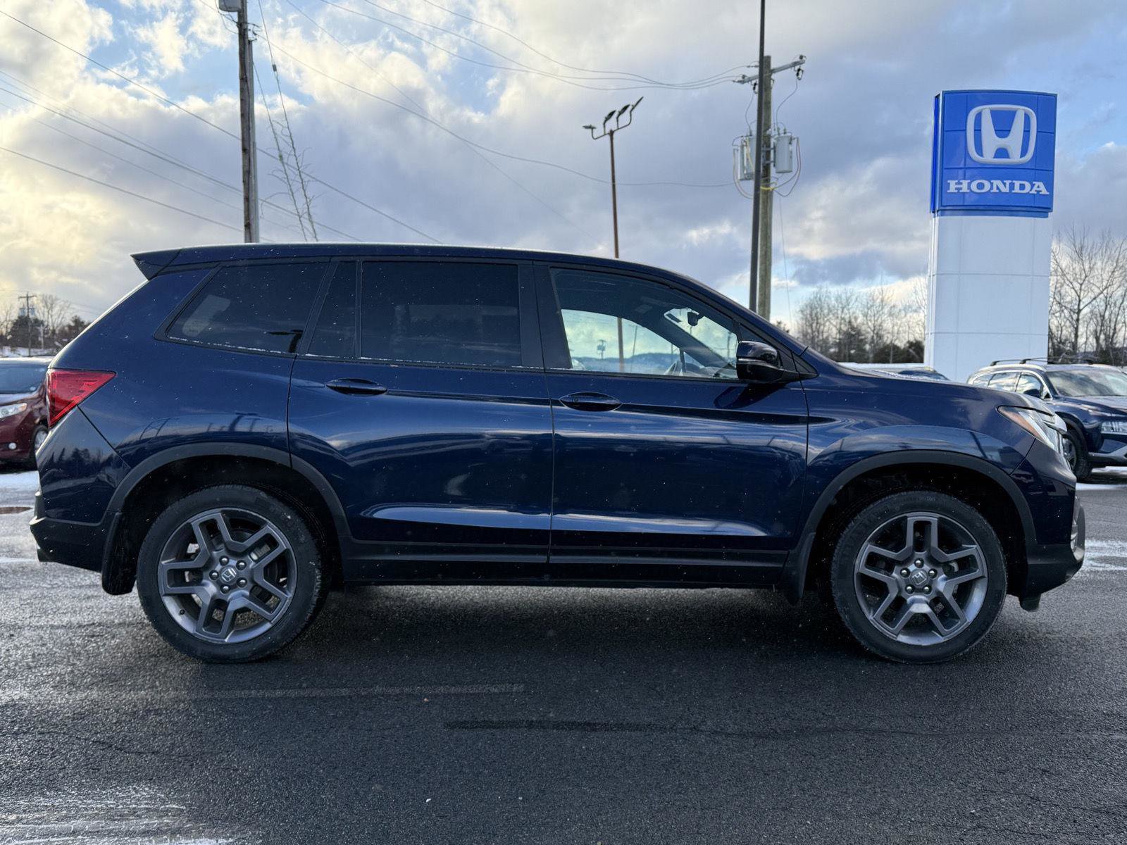 Used 2022 Honda Passport EX-L image 4