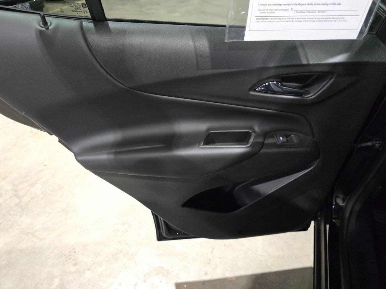 Used 2020 Chevrolet Equinox LT w/ Midnight Edition AWD/4WD image 29