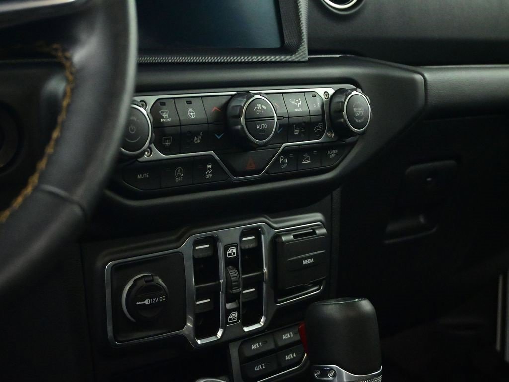 Used 2021 Jeep Wrangler Unlimited Sahara image 26