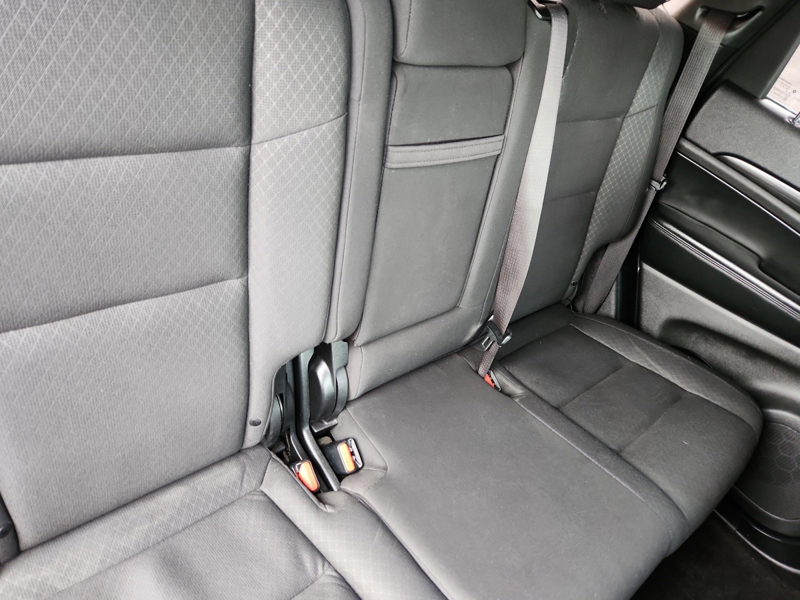 Used 2019 Jeep Grand Cherokee Laredo w/ 18" Wheel & 8.4" Radio Group image 18