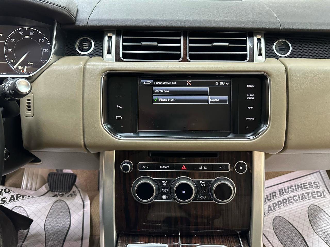 Used 2014 Land Rover Range Rover HSE AWD/4WD image 28