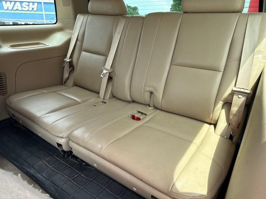 Used 2014 GMC Yukon Denali RWD image 22