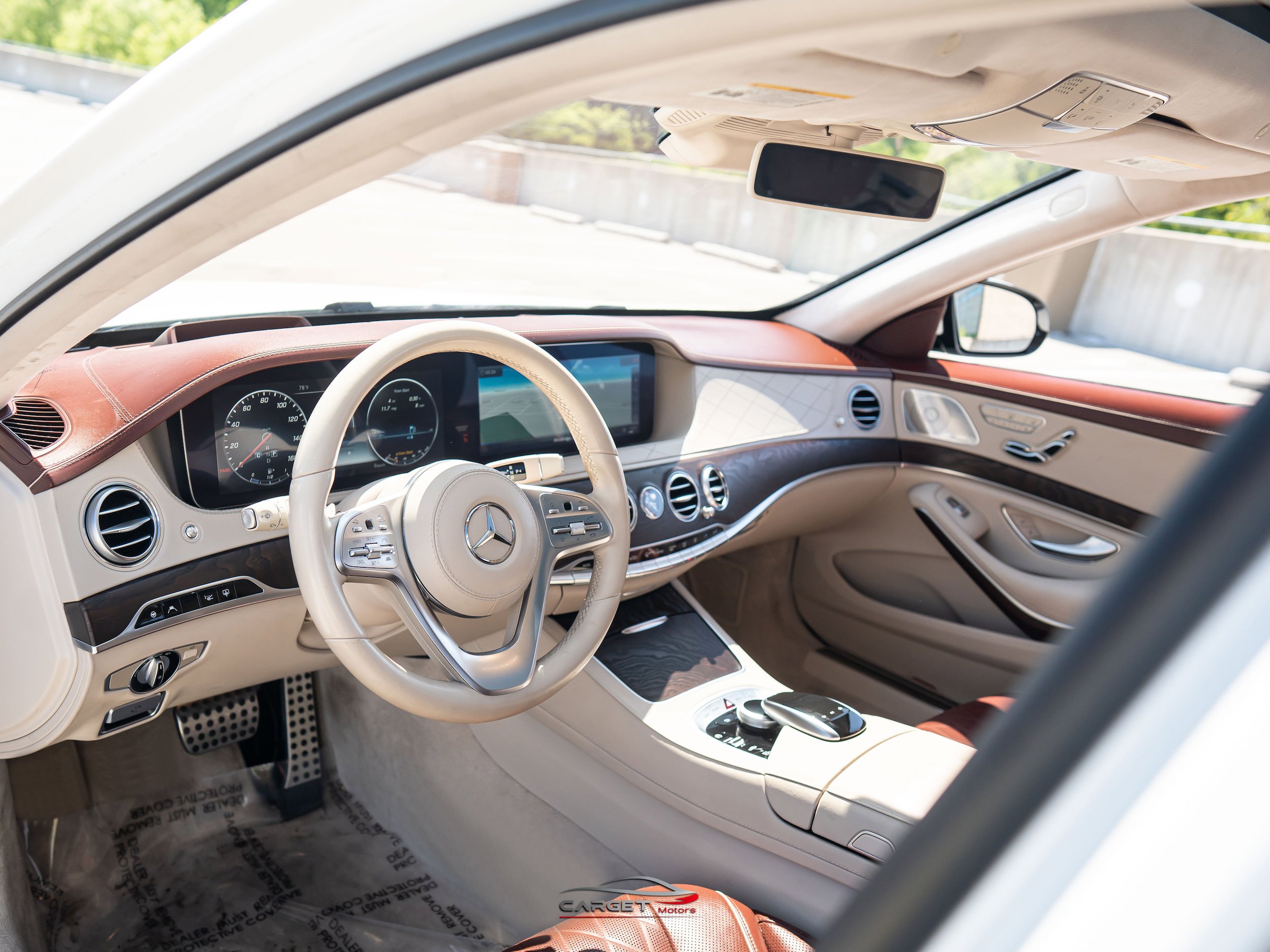 Used 2018 Mercedes-Benz S 560 Sedan w/ AMG Line Exterior image 13