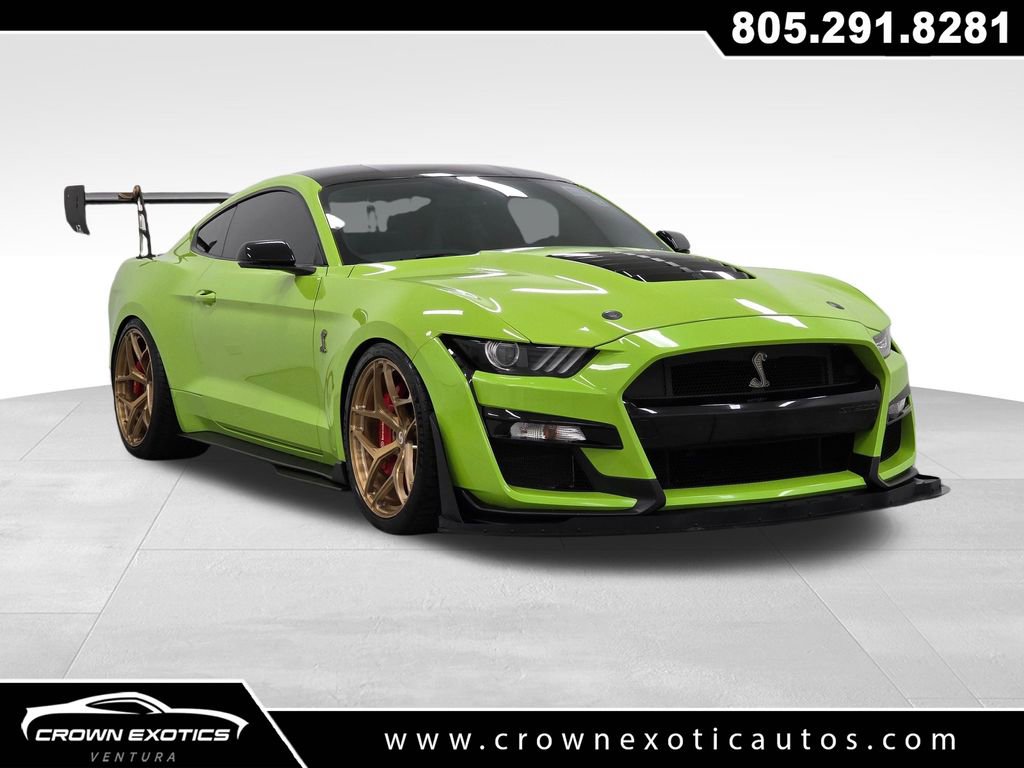 Used 2020 Ford Mustang Shelby GT500 w/ Technology Package RWD image 1