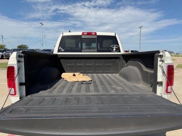 Used 2018 RAM 1500 Laramie Longhorn w/ Longhorn Southfork Package AWD/4WD image 6