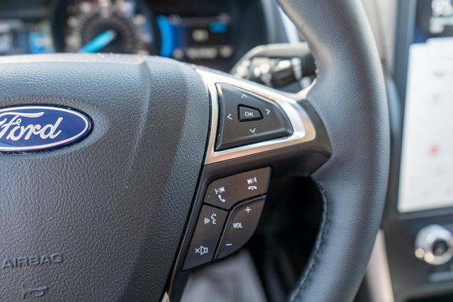 Used 2023 Ford Edge SEL w/ Convenience Package AWD/4WD image 22
