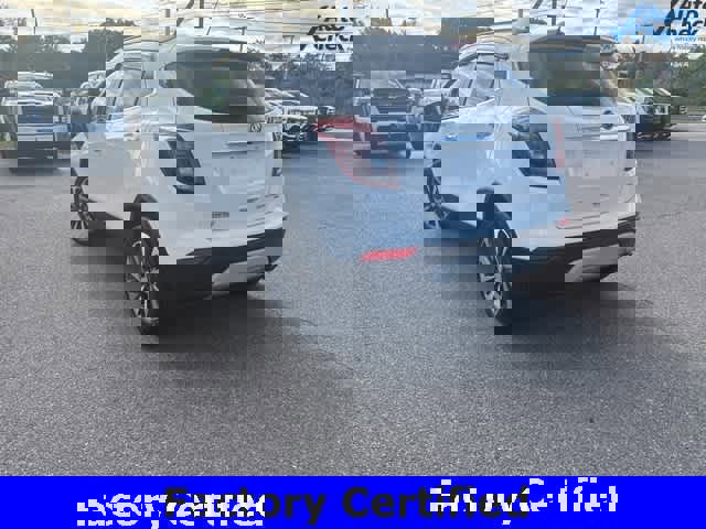 Certified 2022 Buick Encore Preferred w/ Safety Package image 5