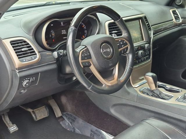 Used 2016 Jeep Grand Cherokee Overland AWD/4WD image 12