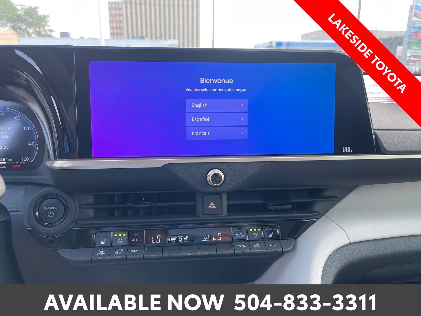 Used 2023 Toyota Crown Limited image 75