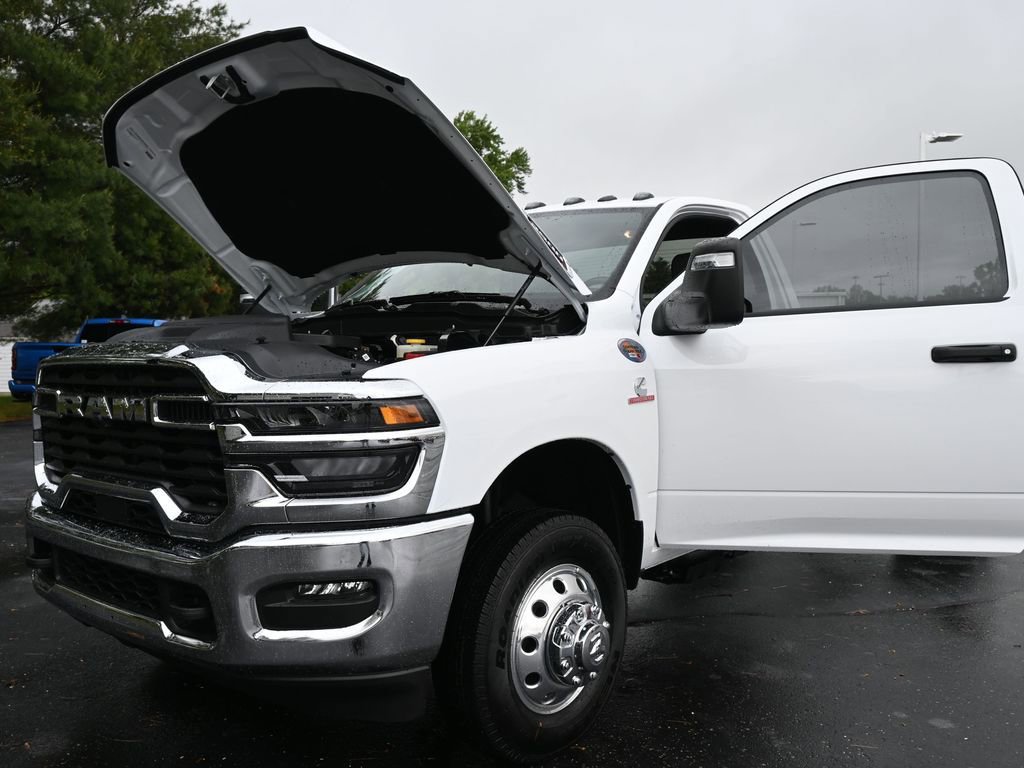 New 2025 RAM 3500 Tradesman image 10