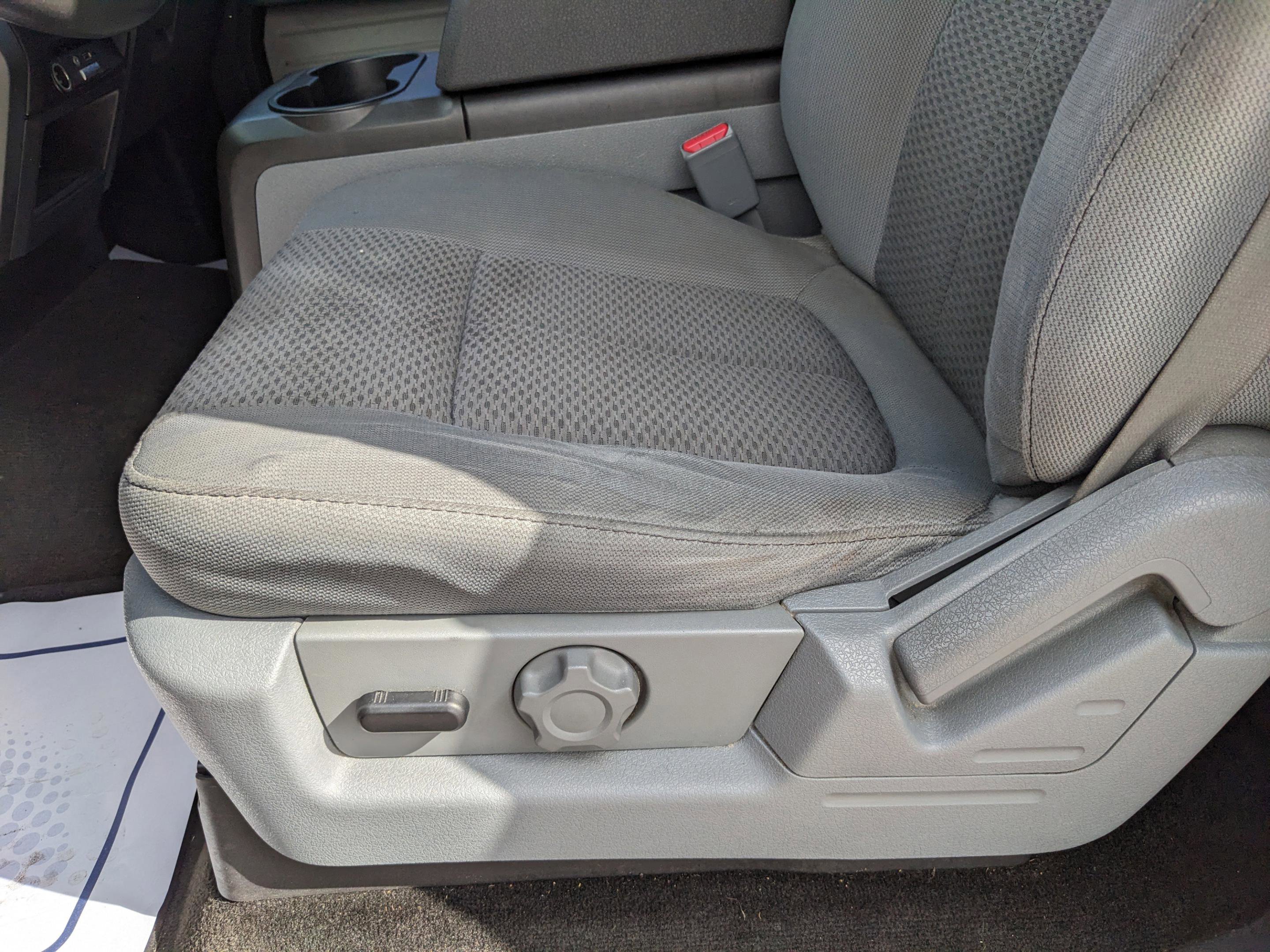 Used 2011 Ford F150 XLT w/ XLT Convenience Pkg image 16