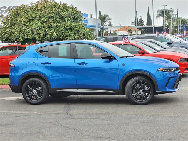 Used 2024 Dodge Hornet R/T Plus w/ R/T Blacktop Package image 4