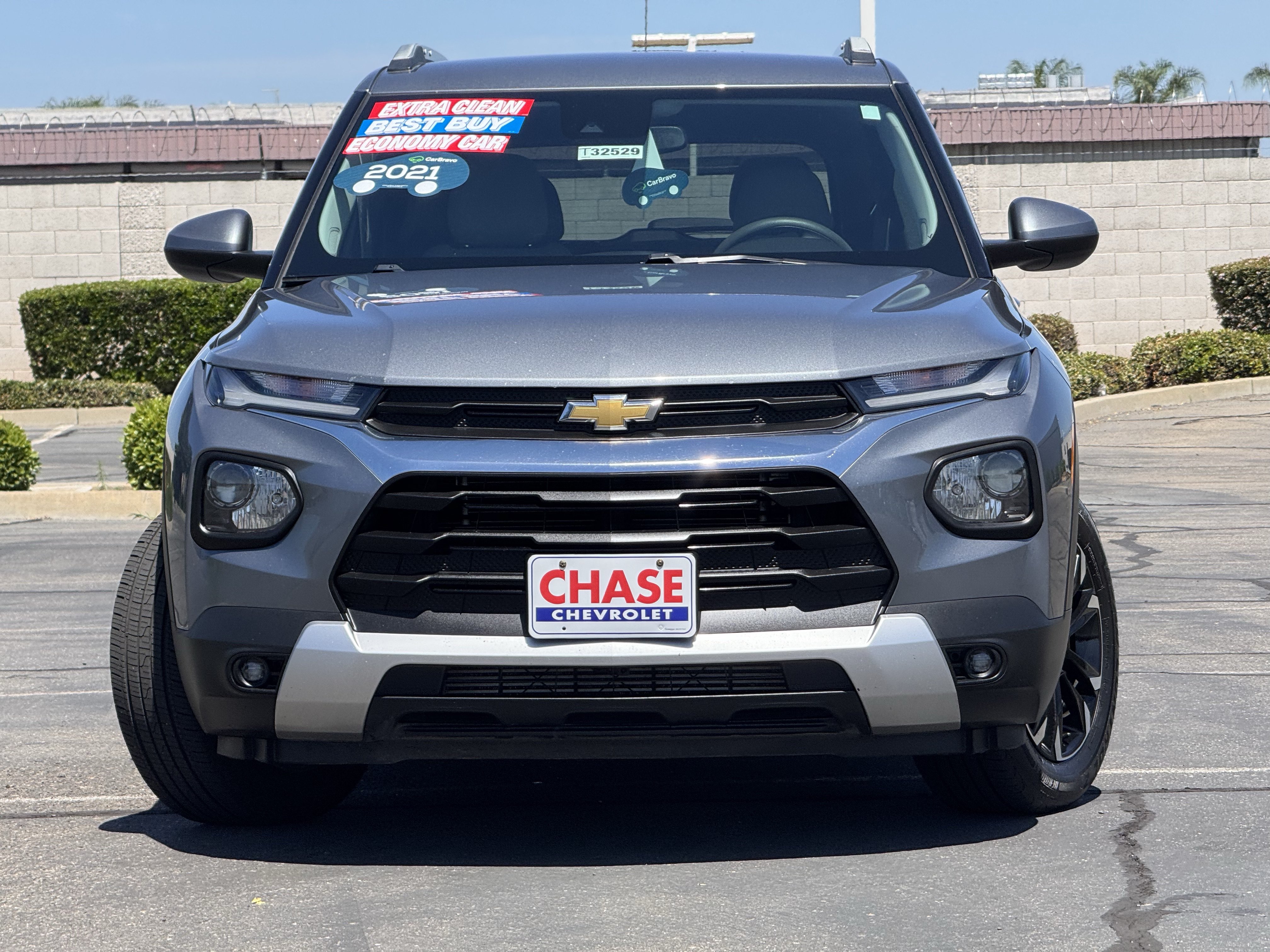 Certified 2021 Chevrolet TrailBlazer LT FWD image 2