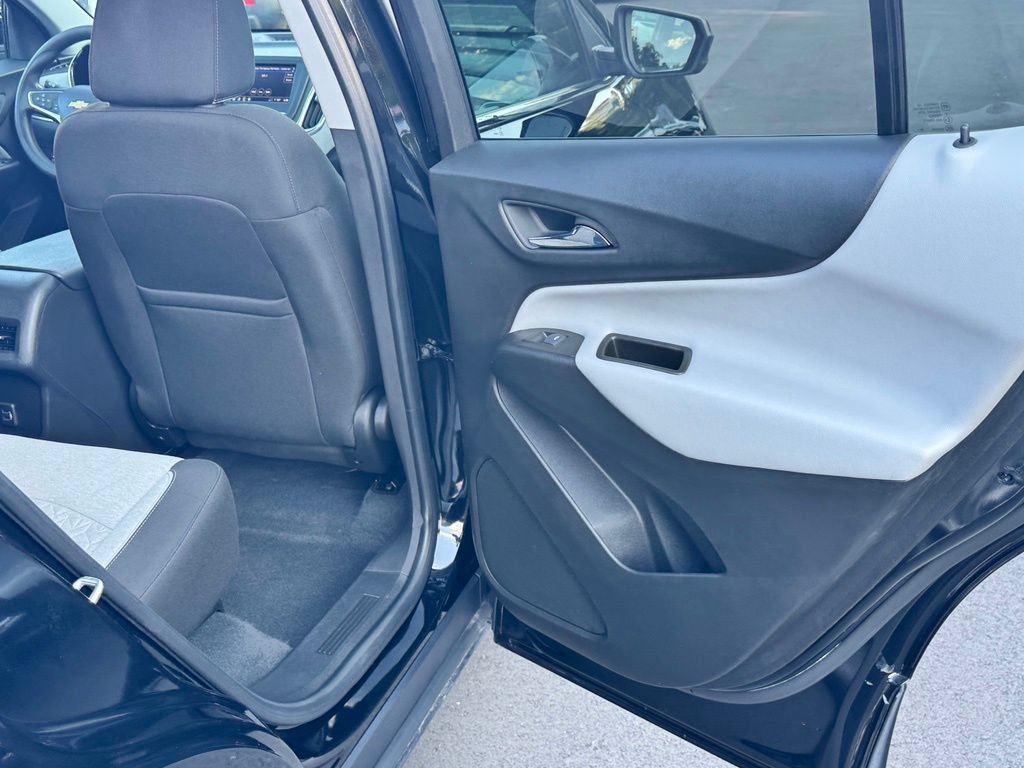 Used 2023 Chevrolet Equinox LT FWD image 27