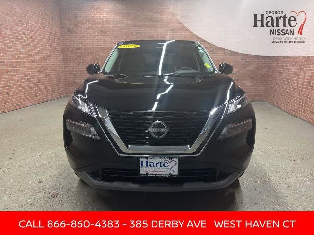 Certified 2023 Nissan Rogue SV image 2