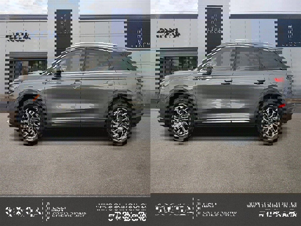 Certified 2022 Lincoln Corsair AWD w/ Equipment Group 101A image 7