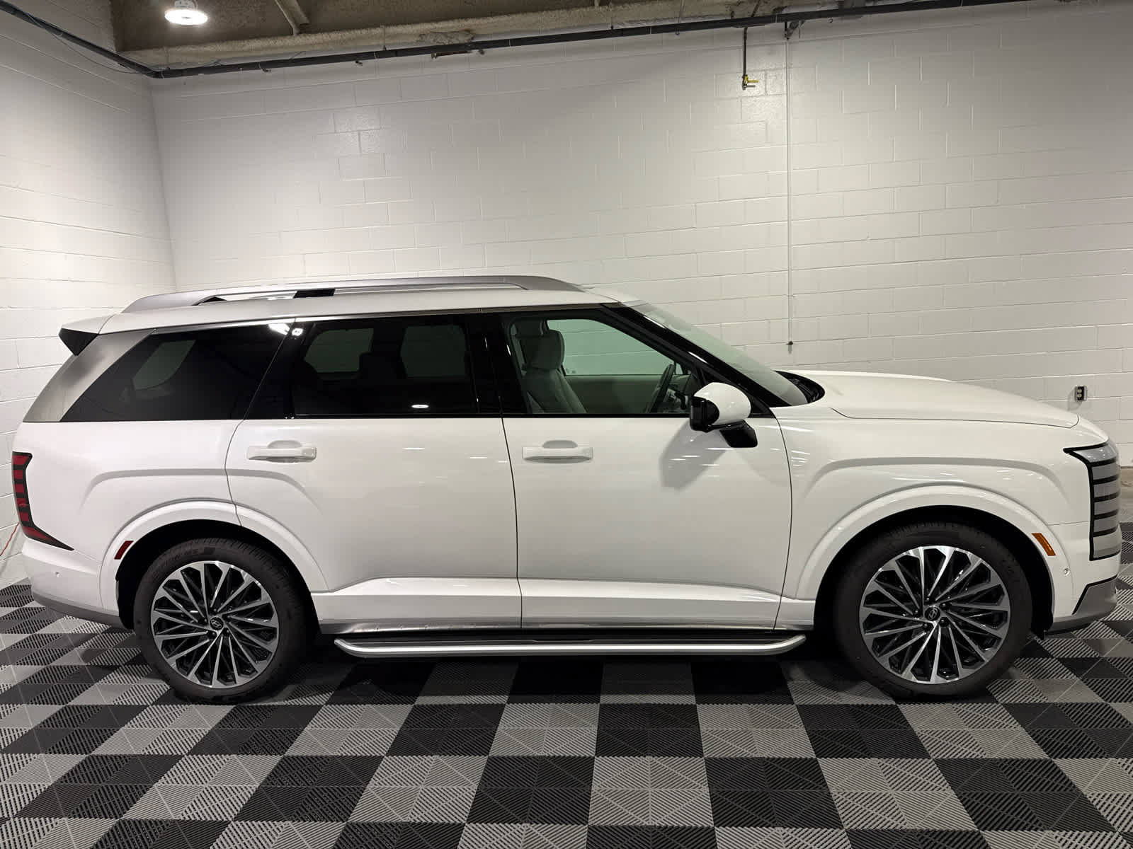 Used 2026 Hyundai Palisade Calligraphy AWD/4WD image 7