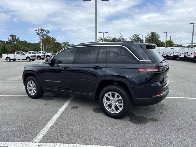 Used 2023 Jeep Grand Cherokee Limited RWD image 6