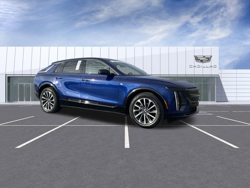 Certified 2024 Cadillac Lyriq Sport image 2