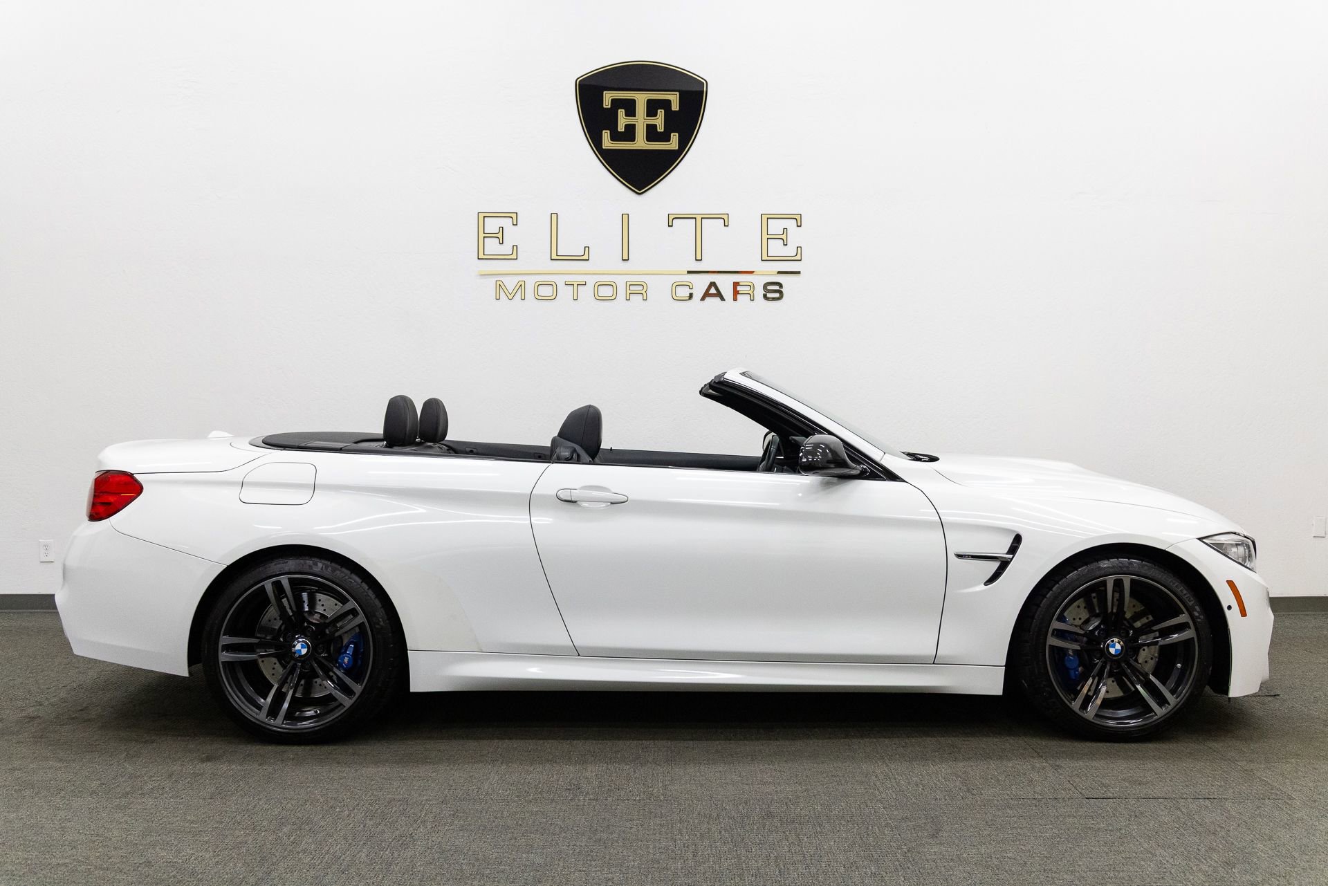 Used 2015 BMW M4 Convertible image 10