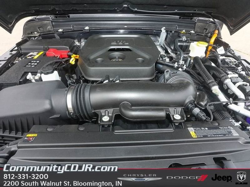 New 2025 Jeep Wrangler Sport S w/ Convenience Group image 17