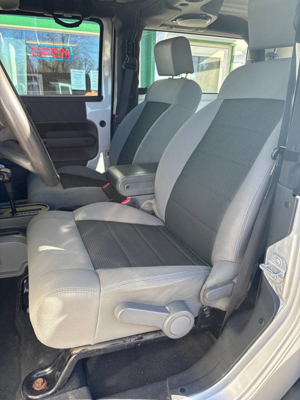 Used 2010 Jeep Wrangler Sport image 15