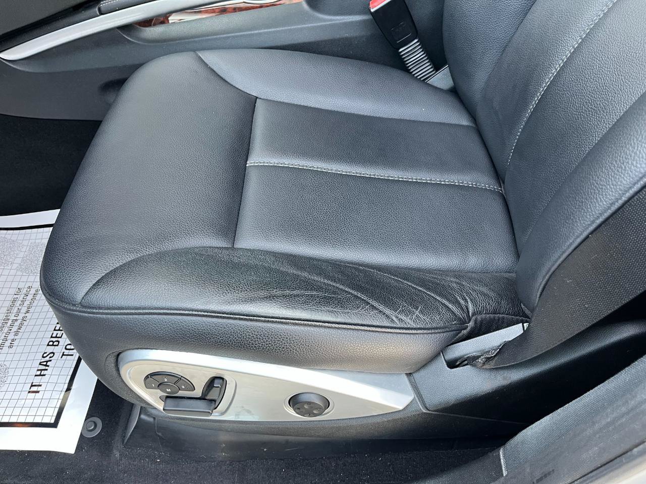 Used 2011 Mercedes-Benz GL 320 BlueTEC 4MATIC image 27