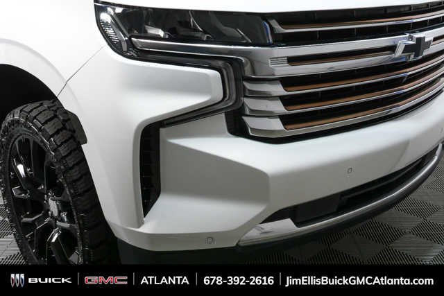 Used 2023 Chevrolet Suburban High Country image 37