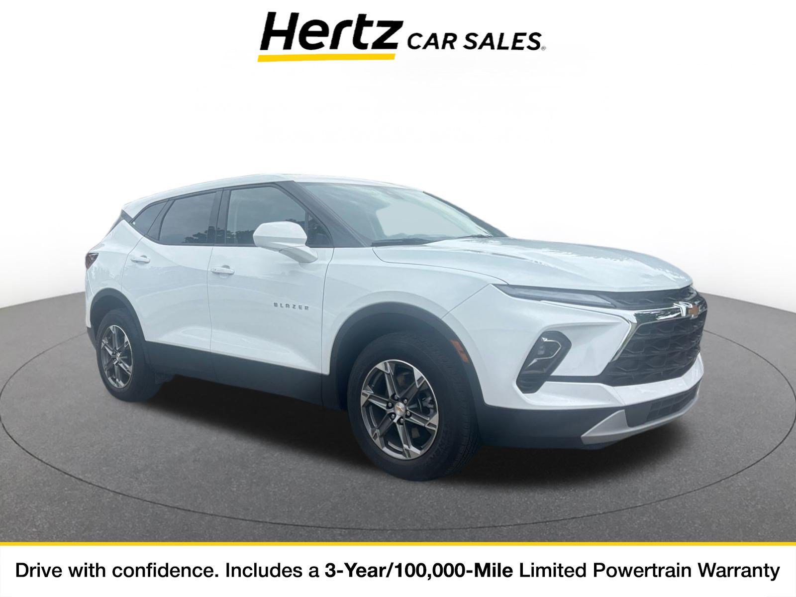 Used 2025 Chevrolet Blazer LT FWD image 1
