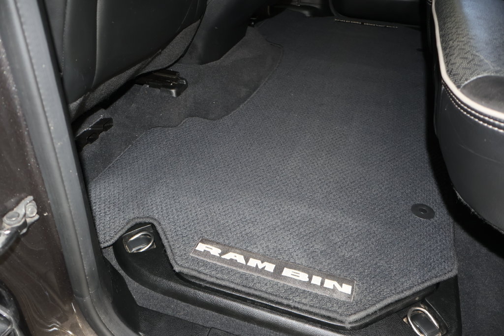 Used 2019 RAM 1500 Laramie AWD/4WD image 53