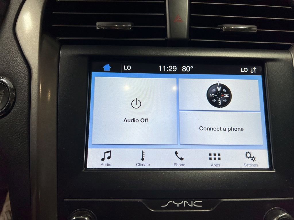 Used 2019 Ford Fusion SE FWD image 30