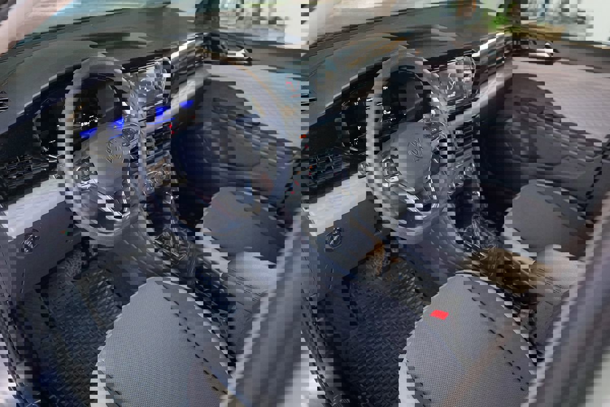 Used 2022 Volkswagen Taos S FWD image 15