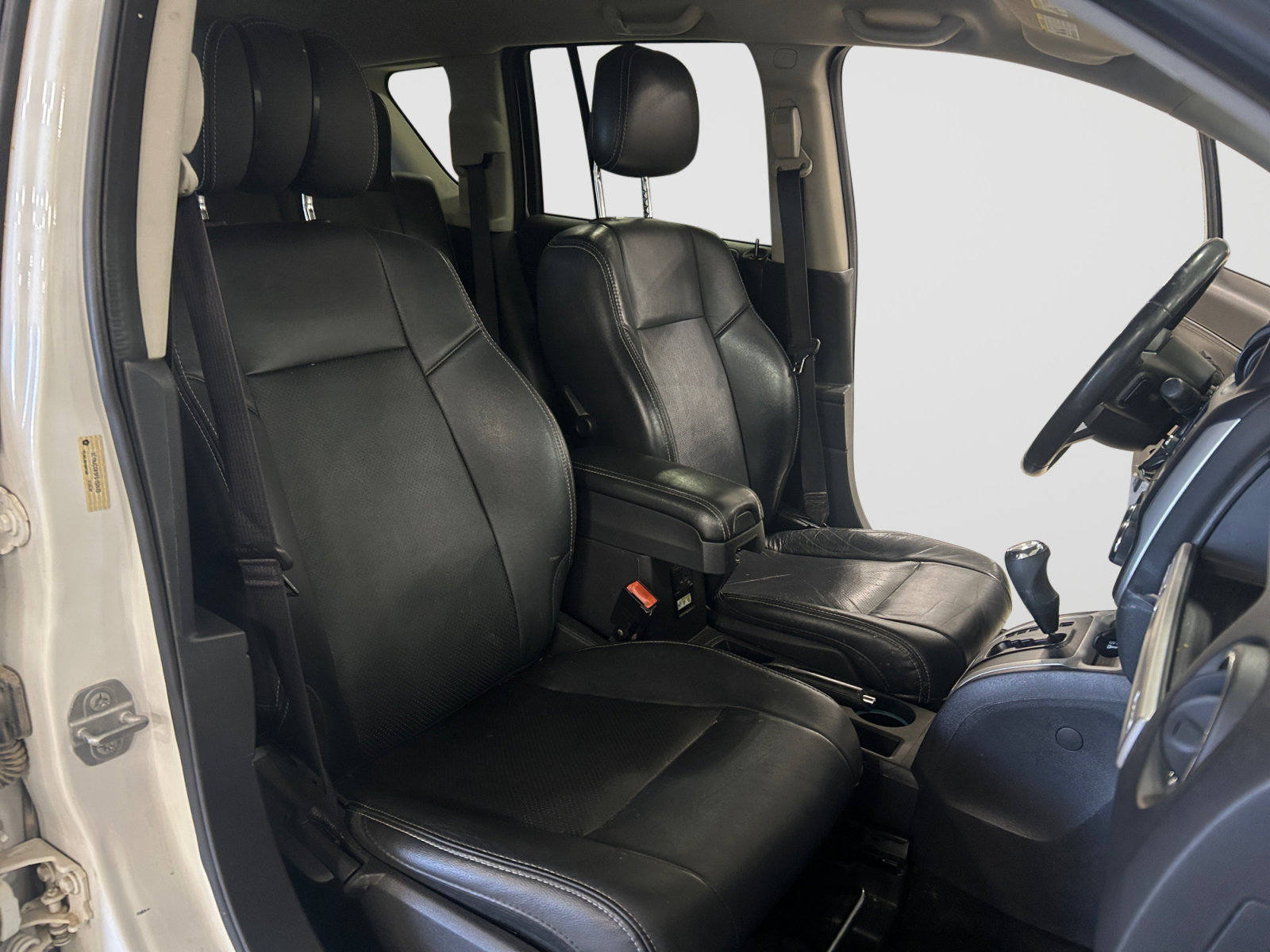 Used 2015 Jeep Compass Limited FWD image 16