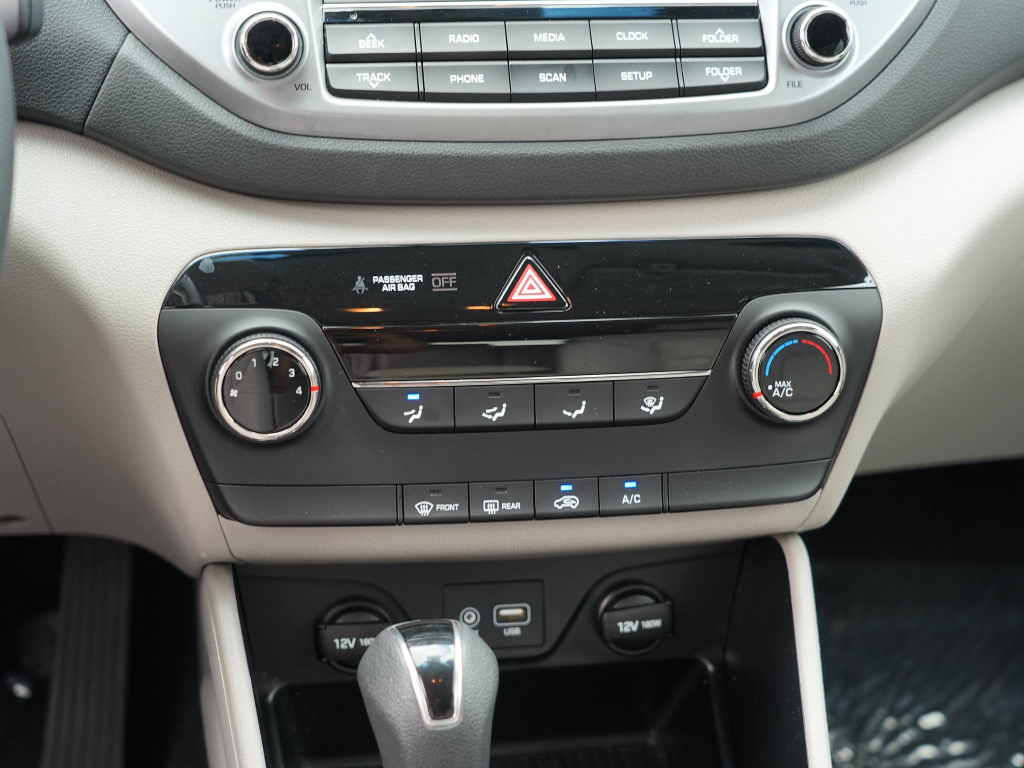 Used 2018 Hyundai Tucson SE AWD/4WD image 24
