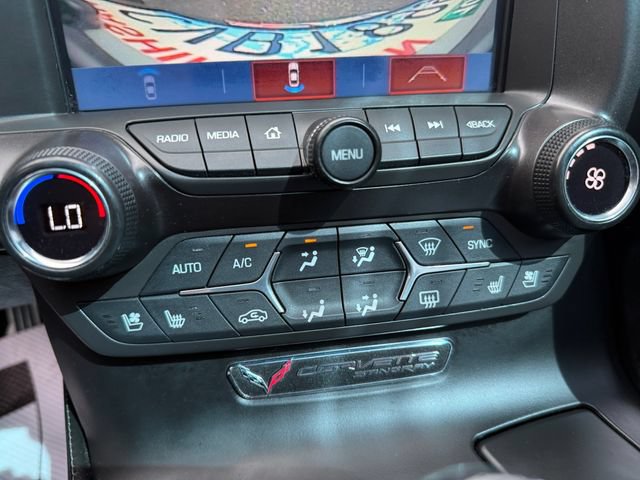 Used 2019 Chevrolet Corvette Stingray Coupe RWD image 17