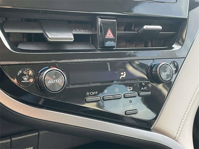 Used 2024 Toyota Camry SE image 28