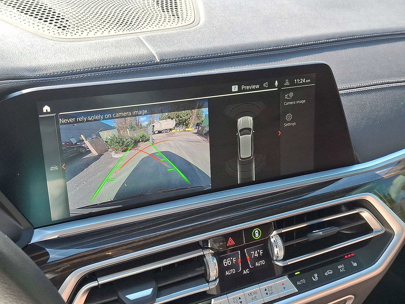 Used 2023 BMW X5 xDrive40i w/ Climate Comfort Package image 14